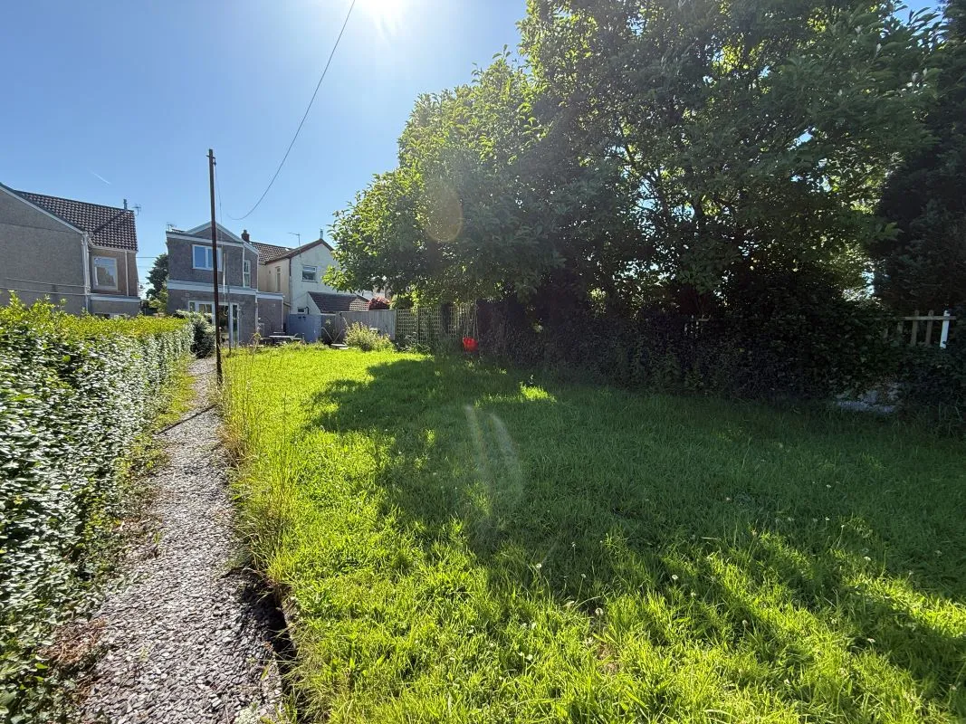 High Street, Grovesend, Swansea, West Glamorgan, SA4 4GT - Online Auctions