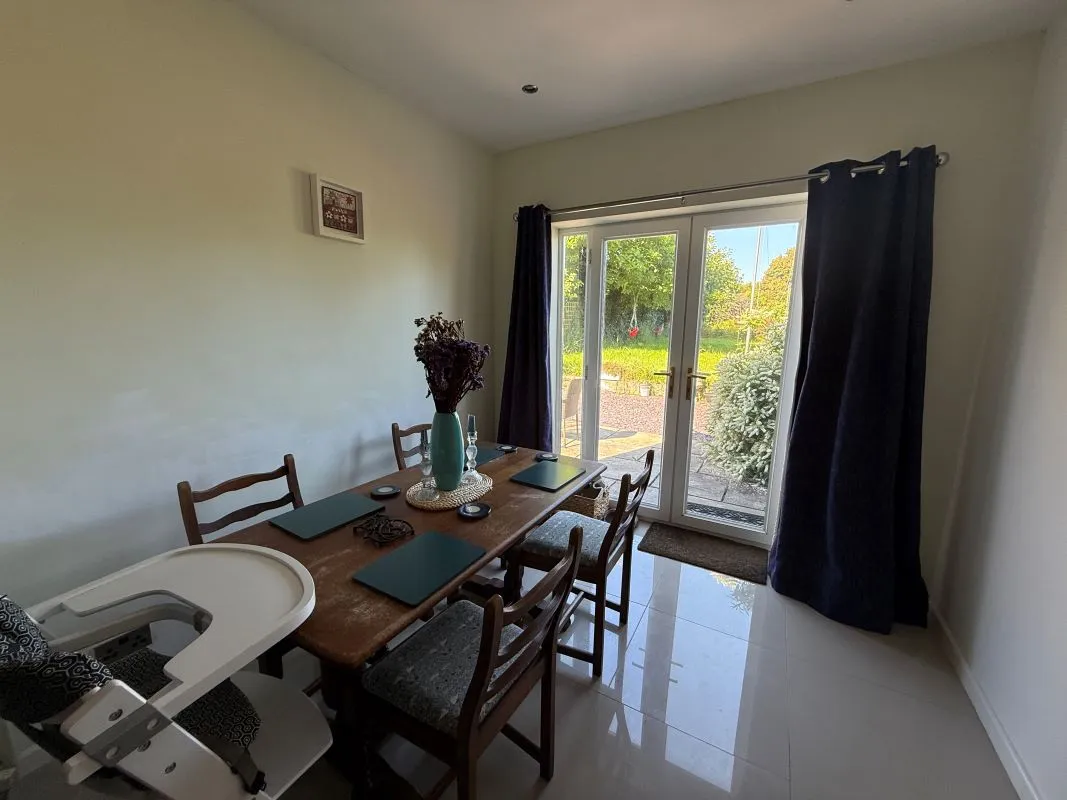 High Street, Grovesend, Swansea, West Glamorgan, SA4 4GT - Online Auctions