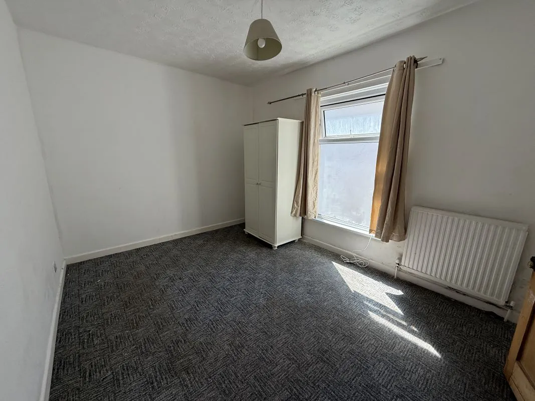 Stepney Road, Burry Port, Dyfed, SA16 0BE - Online Auctions
