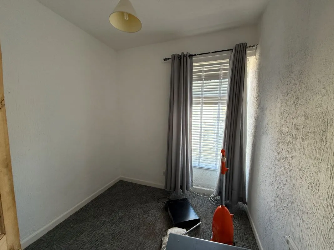 Stepney Road, Burry Port, Dyfed, SA16 0BE - Online Auctions