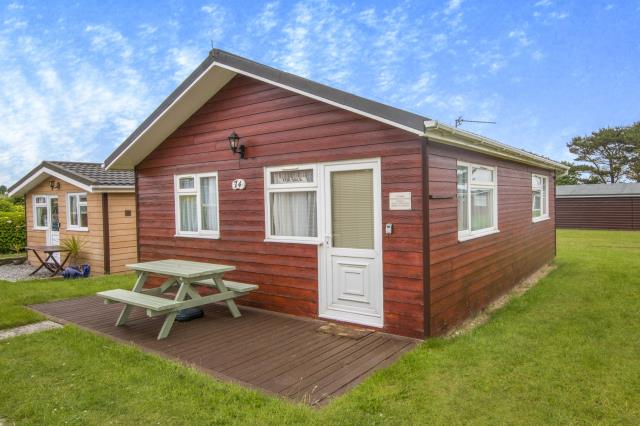 Chalet 74, Point Curlew Country Holiday Estate,padstow, Cornwall PL28 8PY