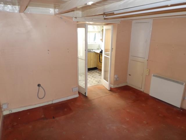 8 Bodriggy Street, Hayle, Cornwall TR27 4NB