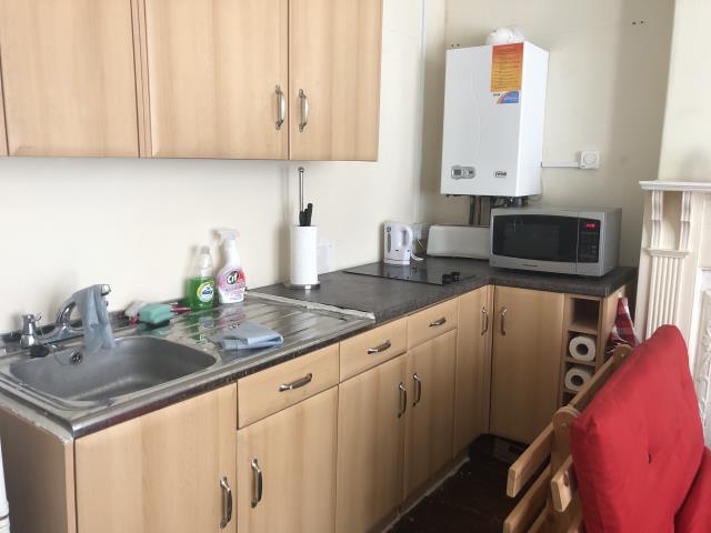 Front Ground Floor Flat, 18 Church Street, Paignton, Devon TQ3 3AF