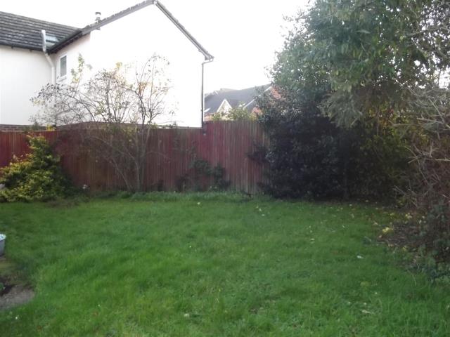 7 St. James Close, Exeter EX4 6QZ