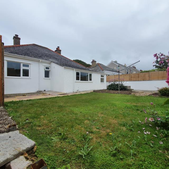 39 Alexandra Road, Illogan, Redruth, Cornwall TR16 4EA