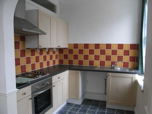 Flat 2, 18 Winner Street, Paignton, Devon TQ3 3BJ
