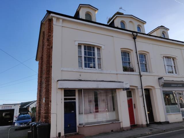Flat 2, 18 Winner Street, Paignton, Devon TQ3 3BJ