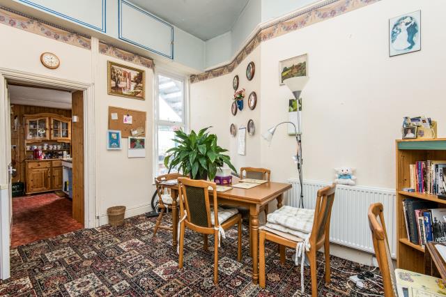 Flat 1, Arborfield, Landscore Road, Teignmouth, Devon TQ14 9JJ
