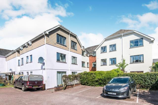 36 Kings Gardens, Kerslakes Court, Honiton, Devon EX14 1FL