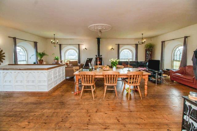 The Old Chapel, 2a Stanways Road, Newquay, Cornwall TR7 3HF