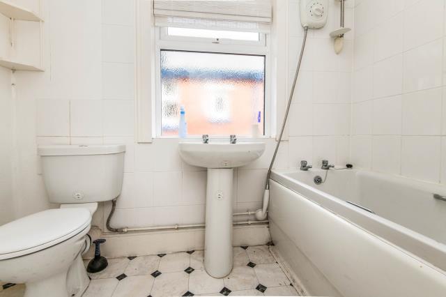 Flat 1, 17 Greenway Lane, Budleigh Salterton, Devon EX9 6SG