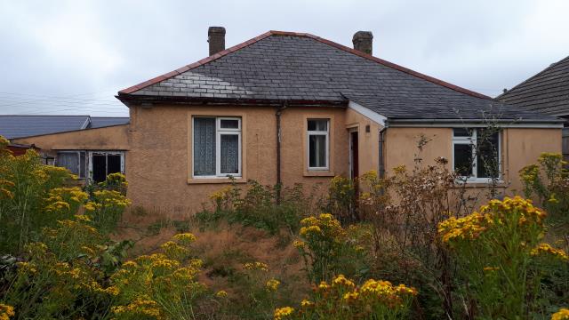 124 Weeth Road, Camborne, Cornwall TR14 7NB