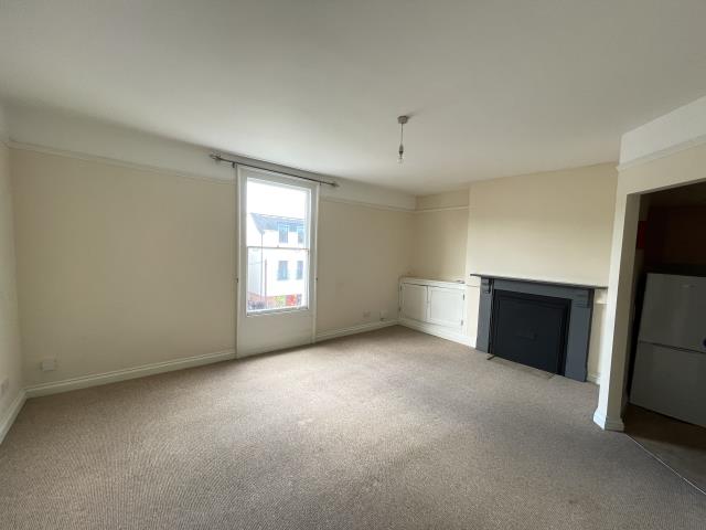 93 Old Tiverton Road, Exeter EX4 6LQ