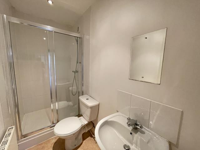93 Old Tiverton Road, Exeter EX4 6LQ