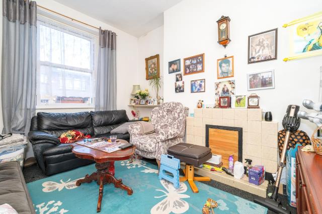 Flat C2 Eleanor House, George Place, Plymouth PL1 3NZ