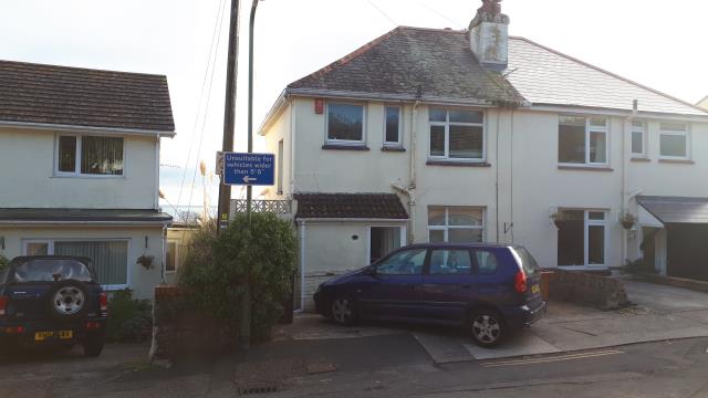 23 Winner Hill Road, Paignton, Devon TQ3 3BT