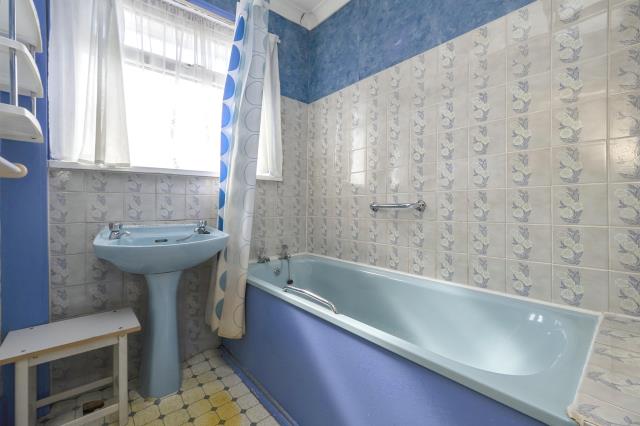 17 Marldon Road, Paignton, Devon TQ3 3QZ