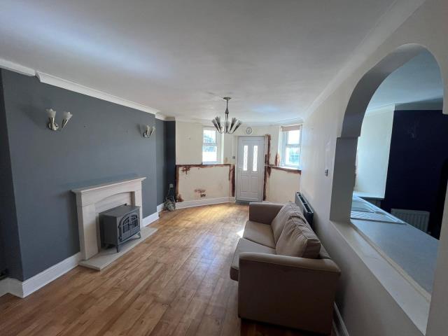 Flat 1, 23 Marine Parade, Dawlish, Devon EX7 9DL