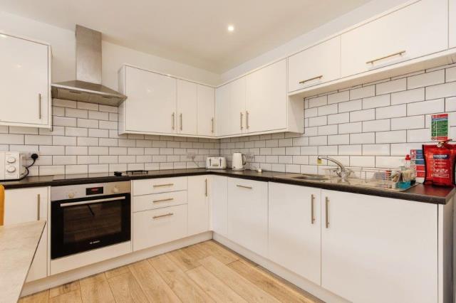 52 Hillside Villas, Millendreath Holiday Village, Looe, Cornwall PL13 1PE