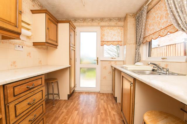 32 Quarry Park Road, Exeter EX2 5PB