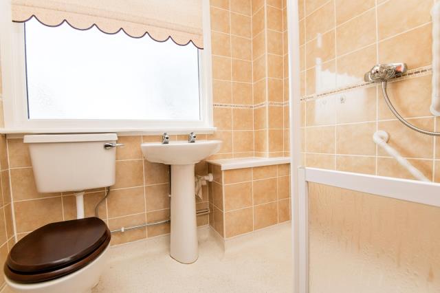 32 Quarry Park Road, Exeter EX2 5PB
