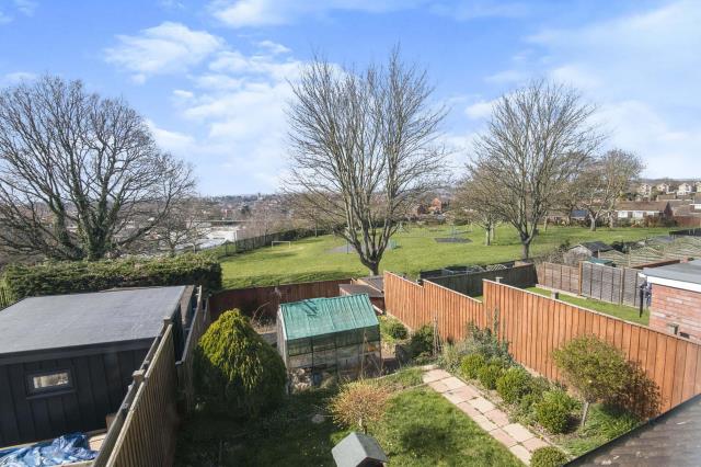 32 Quarry Park Road, Exeter EX2 5PB
