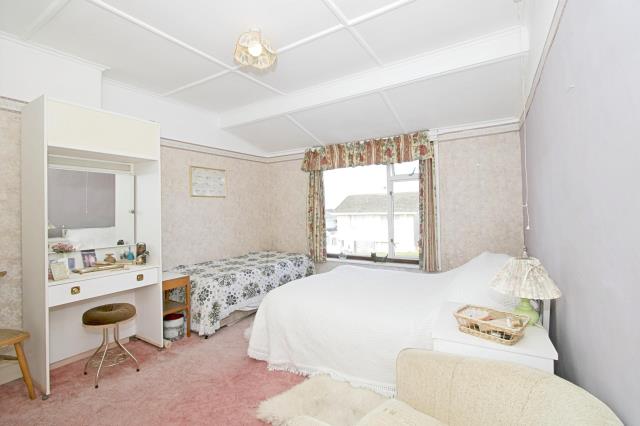 23 Tresawls Road, Truro, Cornwall TR1 3LD