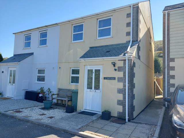 2 Carn Bargus, Whitemoor, Nanpean, St. Austell, Cornwall PL26 7XF