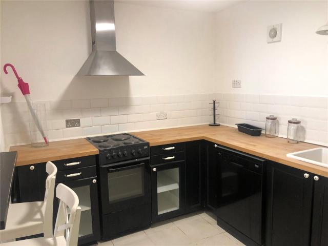 Flat 1, 30 Connaught Avenue, Plymouth PL4 7BY
