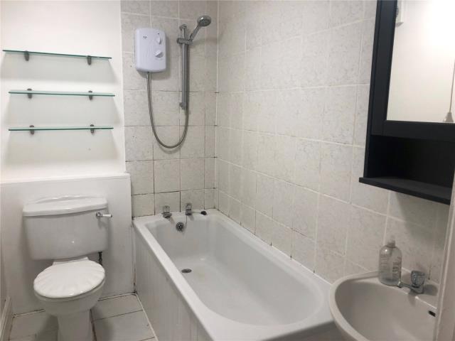 Flat 1, 30 Connaught Avenue, Plymouth PL4 7BY