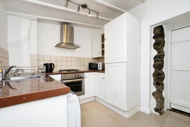 12 Elliott Plain, Buckfastleigh, Devon TQ11 0BZ