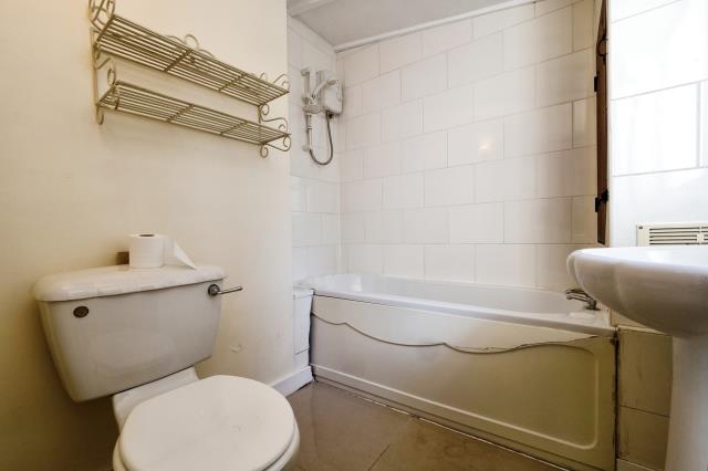 12 Elliott Plain, Buckfastleigh, Devon TQ11 0BZ
