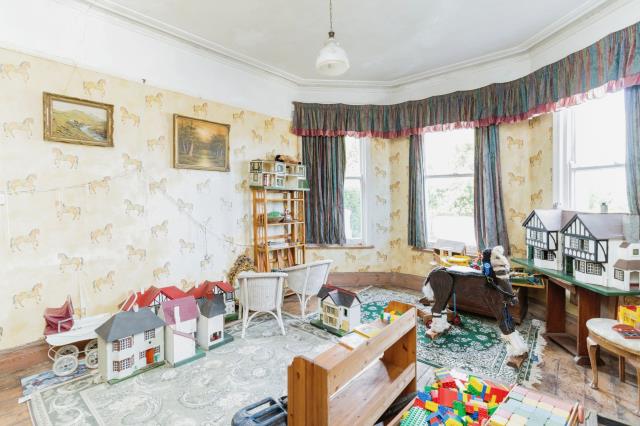 9 Primley Park, Paignton, Devon TQ3 3JP