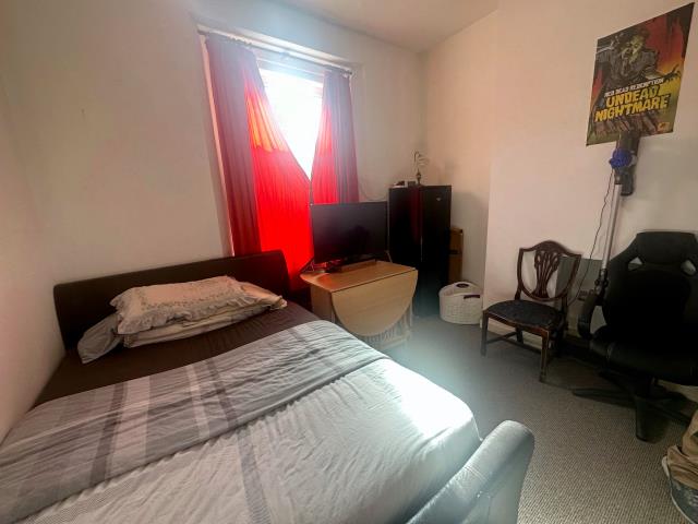 Flat 2, 49 Haddington Road, Plymouth PL2 1RR