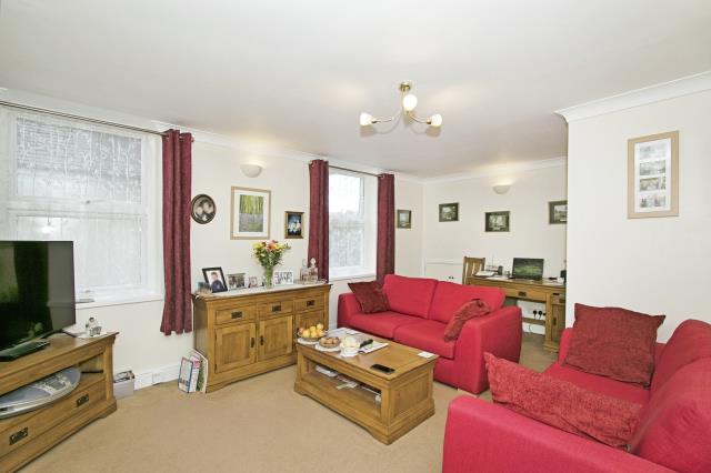 6, 6a & 7, Higher Fore Street, Redruth, Cornwall TR15 2AJ