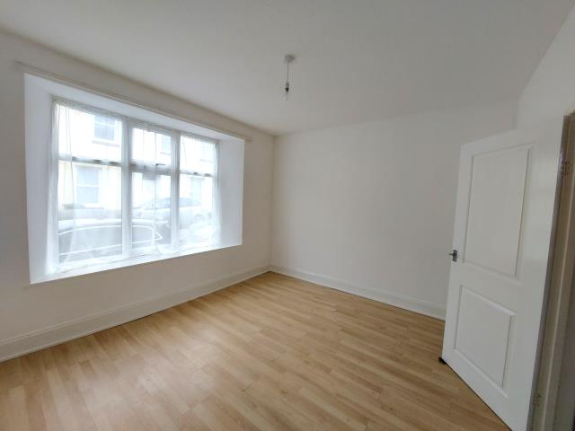 Ground Floor Flat, 35 Parkfield Road, Torquay TQ1 4AL