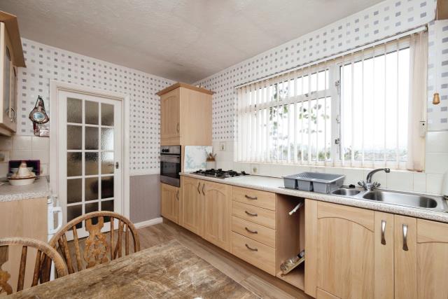 21 Rundle Road, Newton Abbot, Devon TQ12 2PY