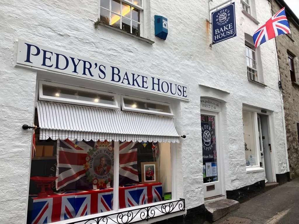 Pedyr's Bake House, 4 Fore Street, Polperro, Looe, Cornwall PL13 2RR