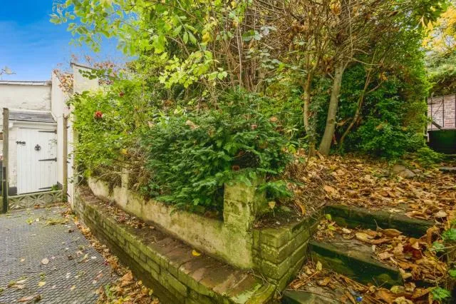 3 York Cottages, York Road, Exeter EX4 6QT