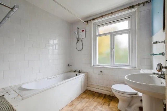 3 York Cottages, York Road, Exeter EX4 6QT