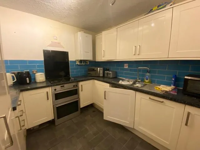 70 Warbro Road & The Garden Flat, Torquay TQ1 3PS