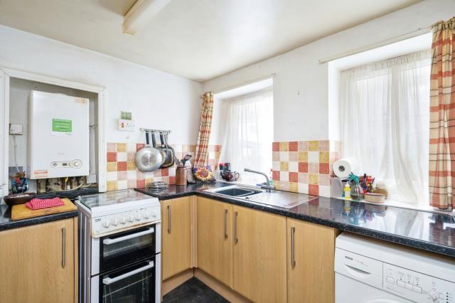 26a Fellowes Place, Plymouth PL1 5NB