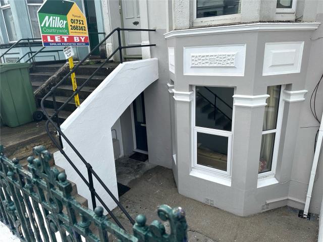 26a Fellowes Place, Plymouth PL1 5NB