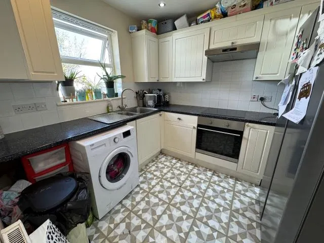 2 Carn Bargus, Whitemoor, Nanpean, St. Austell, Cornwall PL26 7XF