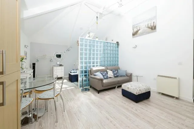 Flat 5, The Old Post Office, Fore Street, East Looe, Looe, Cornwall PL13 1DT