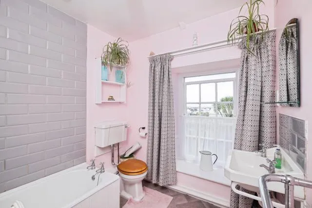 4 Abbey Street, Penzance, Cornwall TR18 2JZ
