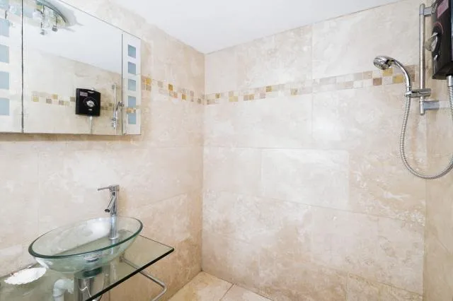 2 Valley Bungalows, Millendreath Holiday Village, Looe, Cornwall PL13 1PD