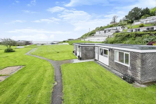 2 Valley Bungalows, Millendreath Holiday Village, Looe, Cornwall PL13 1PD
