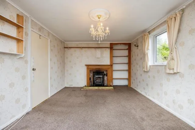 43 Boscoppa Road, St. Austell, Cornwall PL25 3DT