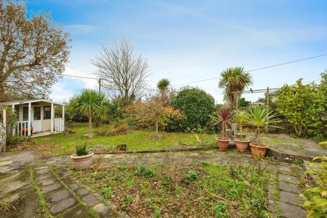 43 Boscoppa Road, St. Austell, Cornwall PL25 3DT